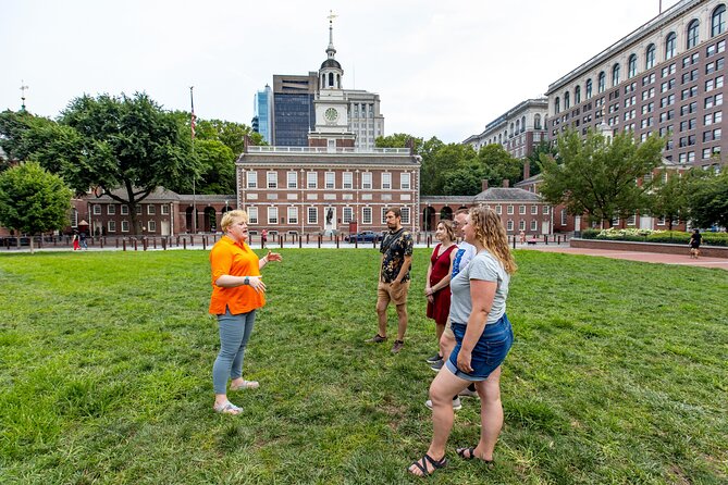 Philadelphias Haunted History & Ghost Nighttime 1.5 Hour Tour - Accessibility and Amenities