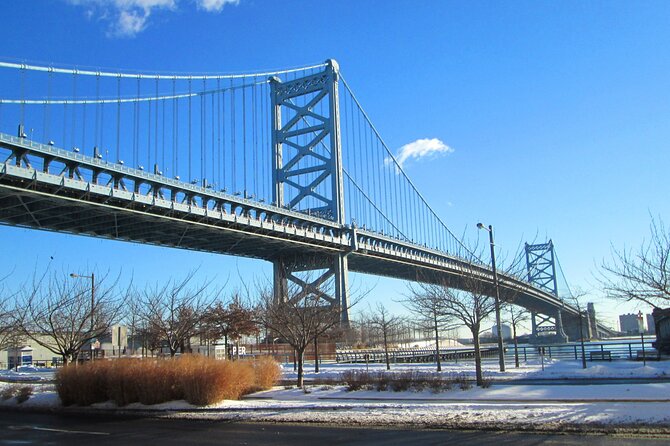 Philadelphias Lost Waterfront: A Self-Guided Audio Tour - The Deindustrialization of the Riverfront