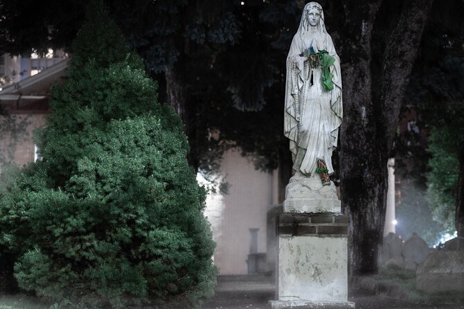 Philly Ghosts: Phantoms of Philadelphia Tour - Professional and Courteous Guides