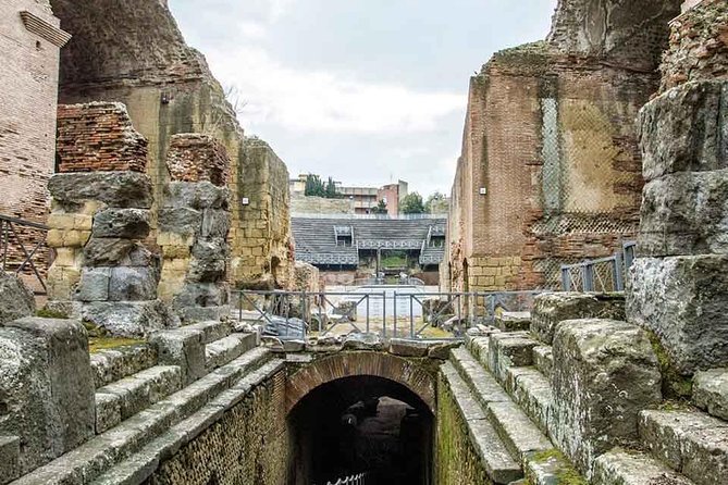 Phlegraean Fields: Pozzuoli Guided Walking Tour - Exploring Pozzuolis Historic Sites