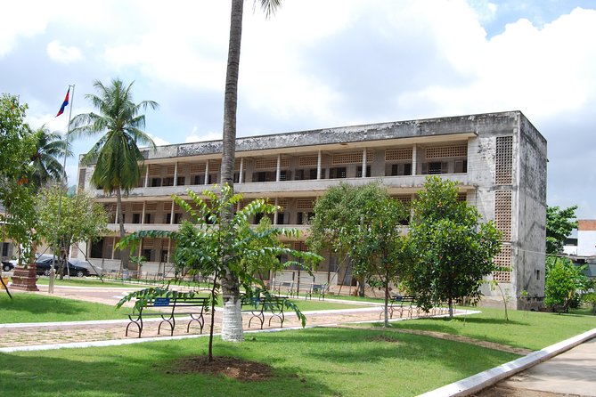 Phnom Penh 1-Day Tour - Inclusions and Amenities