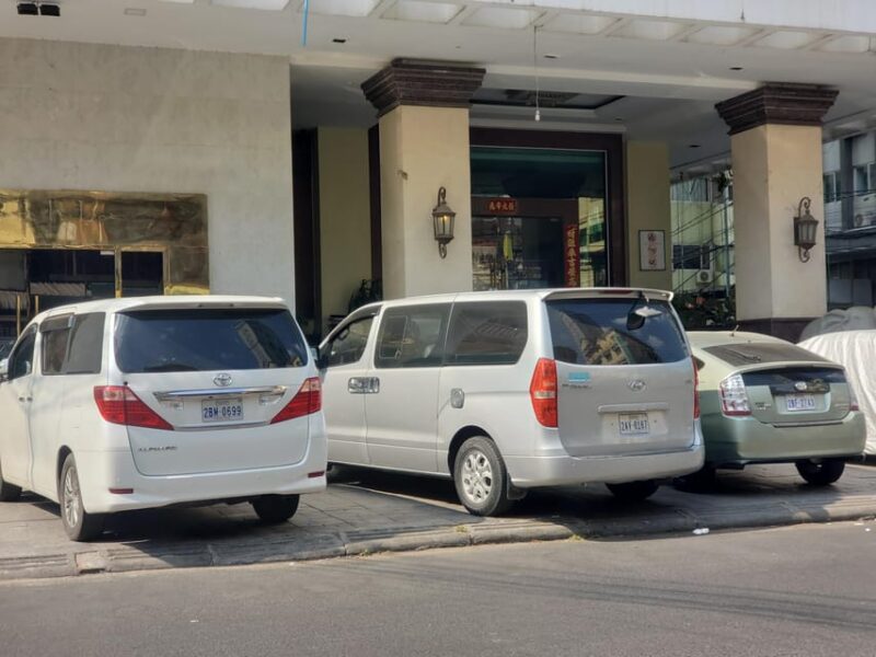 Phnom Penh _ Siem Reap Minivan - Stops Along the Way