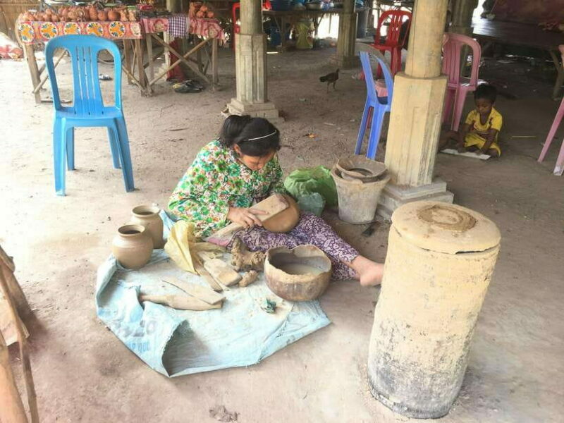 Phnom Penh - Battambang Transfer Plus Stop Sightseeing - Key Points
