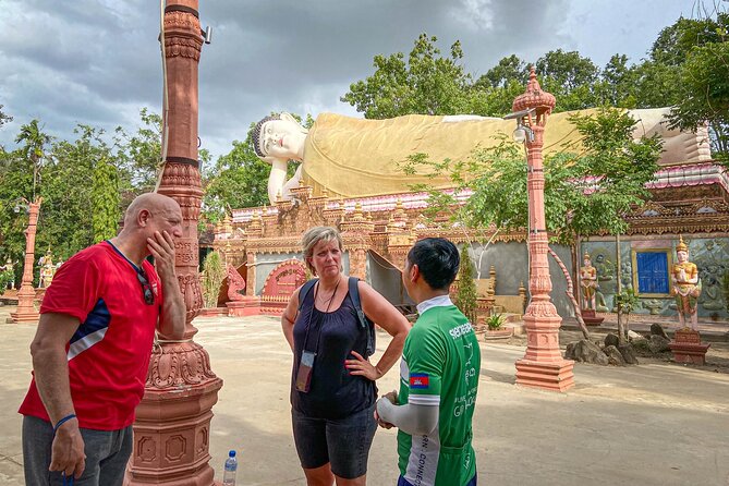 Phnom Penh Bike & Boat Sunset Tour - Relaxing Boat Cruise
