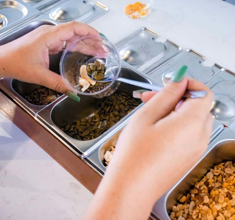 Phnom Penh: Chocolate Workshop - Make & Decorate Your Bar - Introduction