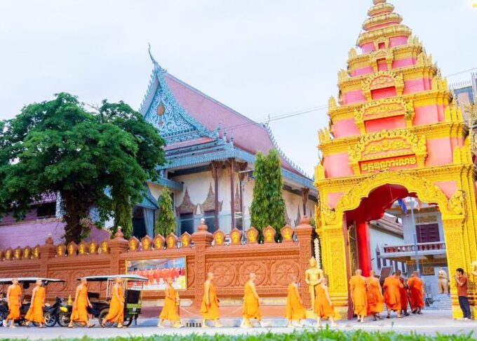 Phnom Penh City 01DAY Private Tour With Tour Guide - Frequently Asked Questions