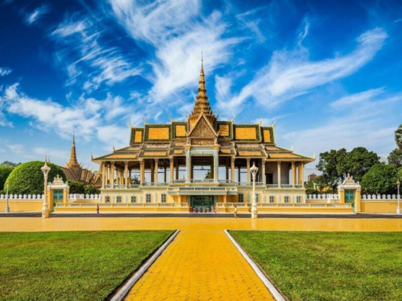 Phnom Penh City & Silk Island - National Museum