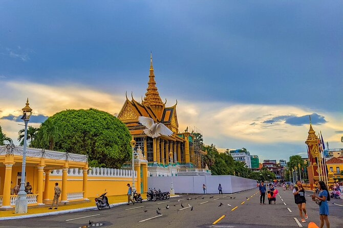 Phnom Penh City Tour and Koh Dach Silk Island Private Day Tour - Good To Know