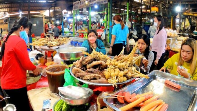 Phnom Penh City Tour Include Mekong River Sunset Cruise - Transportation and Logistics