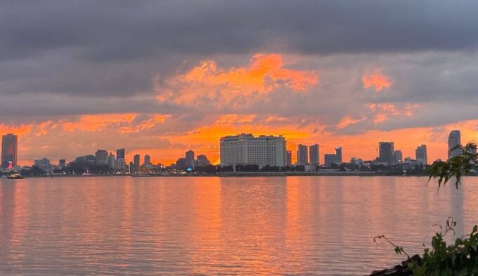 Phnom Penh City Tour & Sunset Boat by Tuk- Tuk With Drinks - Frequently Asked Questions