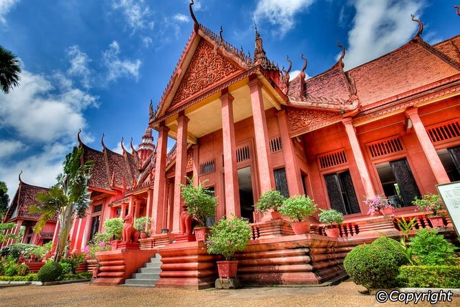 Phnom Penh City Tours, S21, Killing Field and the Royal Palace - Transportation and Logistics