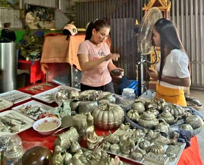 Phnom Penh: Day Trip Oudoung Mountain Tour - Meeting Point and Transportation