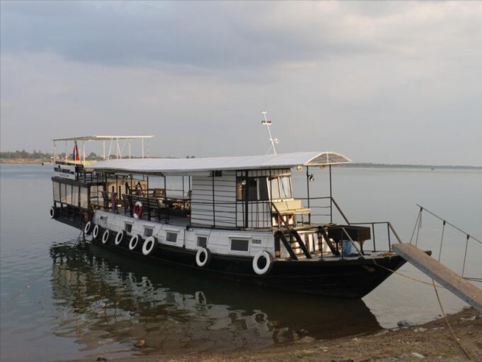 Phnom Penh Dinner Cruise - Additional Information