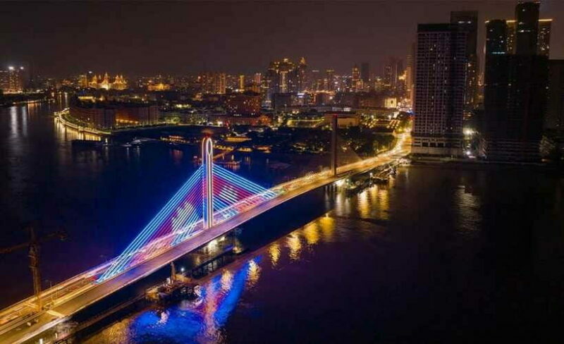 Phnom Penh: Evening City Tour by Tuk Tuk with 1 Dinner - Dinner at a Local Restaurant