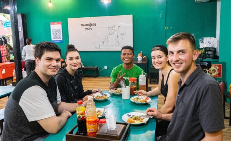 Phnom Penh: Evening Food Tour With Drinks & Tuk Tuk Included - Pickup and Duration