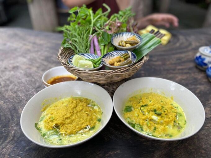 Phnom Penh: Evening Food Tour With Drinks & Tuk Tuk Included - Cancellation and Booking