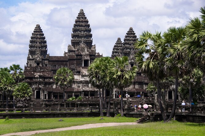 Phnom Penh From/To Siem Reap Private Transport - Key Points