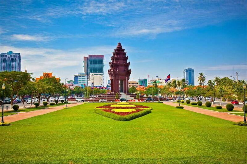 Phnom Penh Full Day Private Tour with All Admission Tickets - An In-Depth Look at the Phnom Penh Full-Day Private Tour