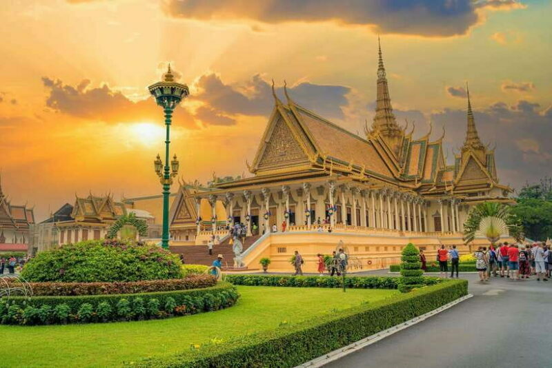 Phnom Penh Full Day Private Tour with All Admission Tickets - Authentic Reviews That Speak for Themselves