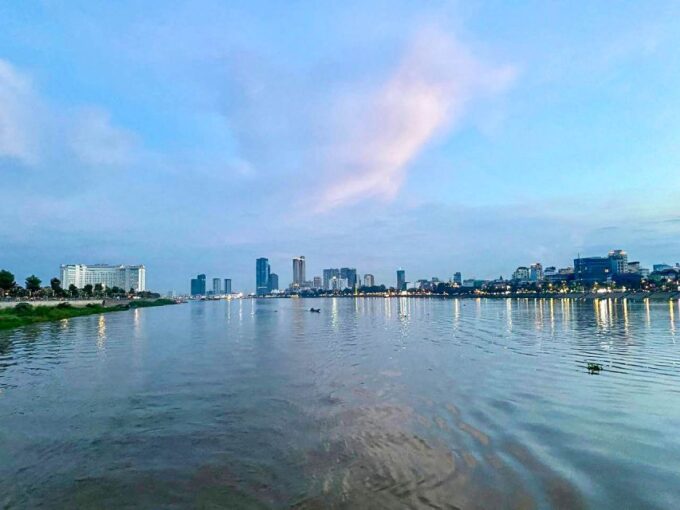 Phnom Penh: Mekong River Sunset Cruise and Tuk Tuk Ride - Accessibility Considerations