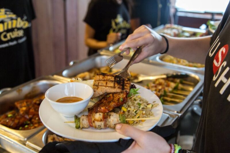 Phnom Penh: Mekong Sunset Dinner Cruise With Live Music - Pickup and Meeting Details