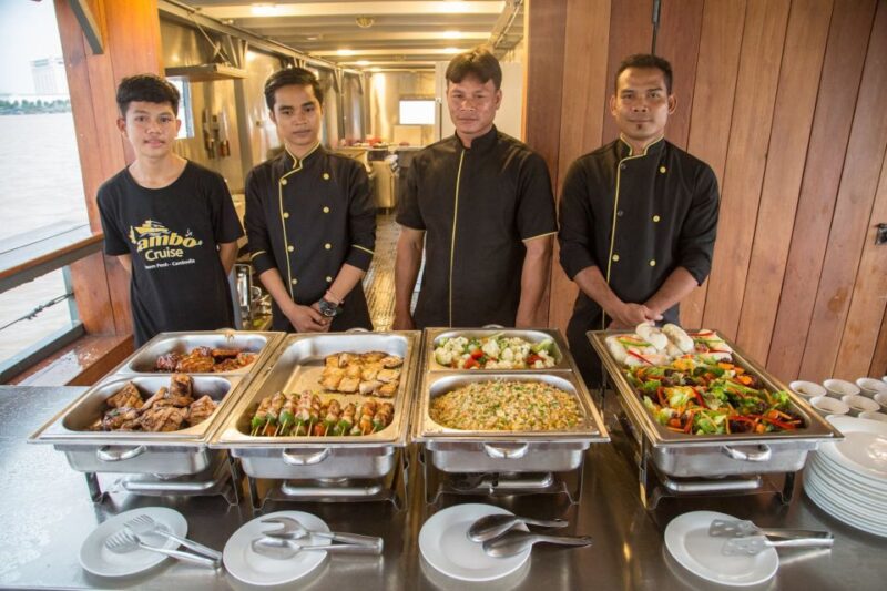 Phnom Penh: Mekong Sunset Dinner Cruise With Live Music - Customer Feedback