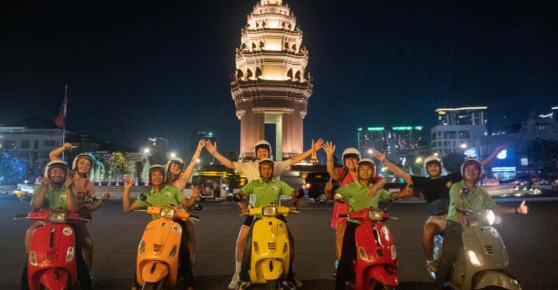 Phnom Penh Night Foodie Vespa Tour - Highlights of the Experience