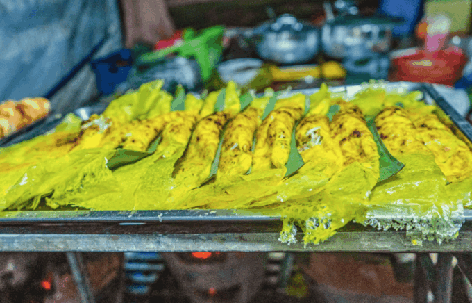 Phnom Penh Night Foodie Vespa Tour - Pickup Location and Duration
