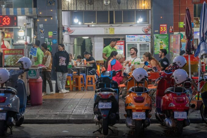 Phnom Penh Night Foodie Vespa Tour - Additional Information
