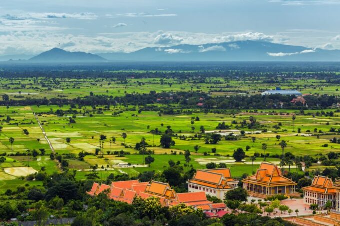 Phnom Penh: Phnom Oudong & Koh Chen Village - Lunch Include - Inclusions and Exclusions