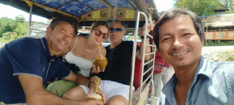 Phnom Penh: Private City Tour by Tuk-Tuk with 10 Highlights - Practical Tips for Travelers