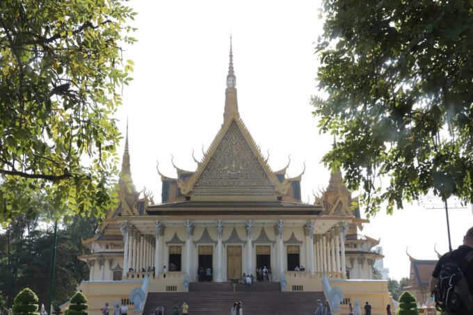 Phnom Penh Private Tour English Local Guide - Frequently Asked Questions