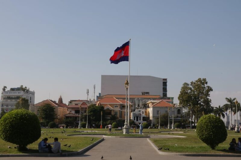 Phnom Penh Private Tour Local English Guides Driver - Important Information