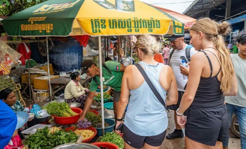 Phnom Penh: Silk Island Bike Tour / E-Bike or Tuk Tuk - Who Should Consider This Tour?