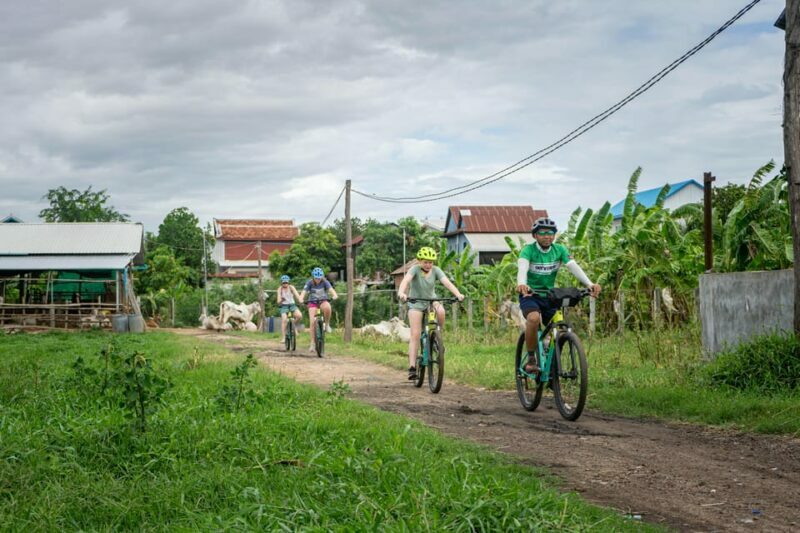 Phnom Penh Silk Island Sunset Bike Tour / E-Bike or Tuk Tuk - Authenticity and Value