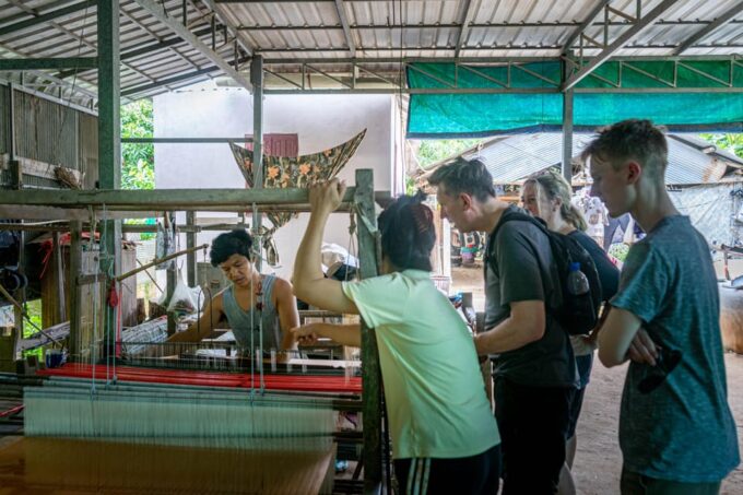 Phnom Penh: Silk Island Sunset Bike Tour Include Drinks - Customer Reviews