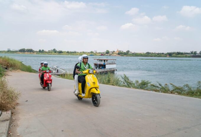 Phnom Penh Silk Island Sunset Haft Day Vespa Tour - What to Bring