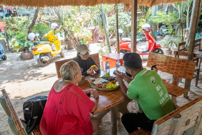 Phnom Penh Silk Island Sunset Haft Day Vespa Tour - Frequently Asked Questions
