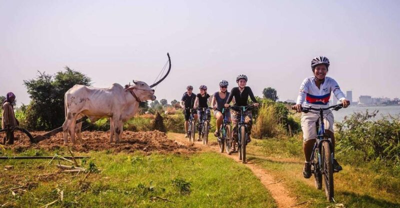 Phnom Penh: Silk Islands Bike Tour - Itinerary and Experience