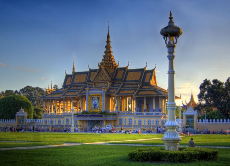 Phnom Penh Small Group City Tour - Inclusions and Exclusions