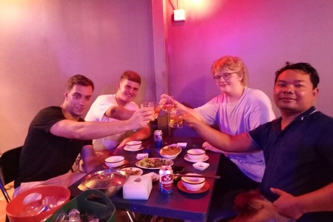 Phnom Penh Street Food Tour - Local Markets and Vendors