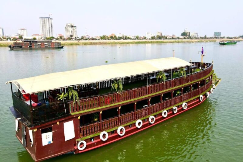Phnom Penh: Sunset Cruise on the Mekong River - Silk Island Tour