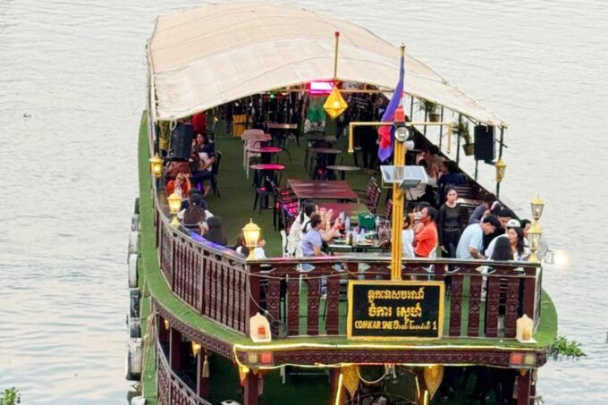 Phnom Penh: Sunset Cruise on the Mekong River - Transportation and Meeting