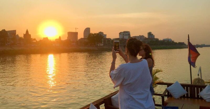 Phnom Penh: Sunset Cruise With Unlimited Beer and Drinks - Good To Know