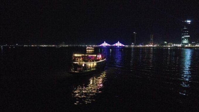Phnom Penh: Sunset Cruise With Unlimited Beers & BBQ Buffet - Dietary Considerations