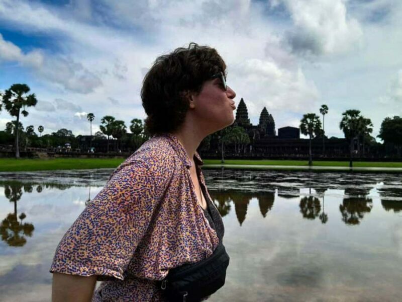 Phnom Penh to Angkor Wat, Bayon & Ta Prohm Day Trip - Additional Touches: Local Markets