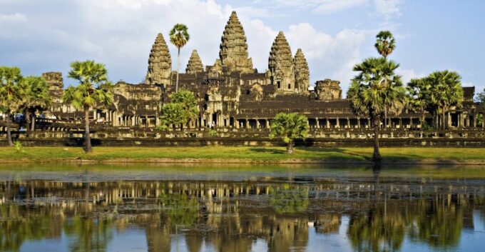 Phnom Penh to Siem Reap by Private Car or Minivan - Important Policies and Restrictions