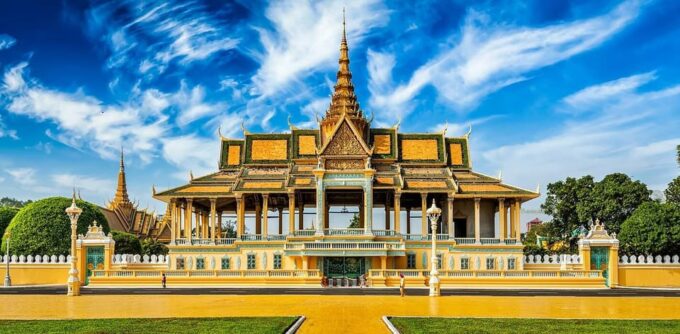Phnom Penh to Siem Reap by Private Car or Minivan - Flexibility and Customization Options