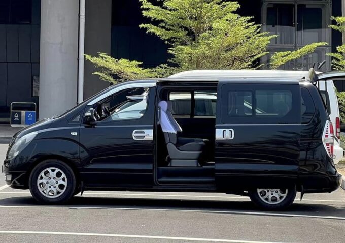 Phnom Penh to Siem Reap by Private SUV / Minivan Taxi - Cabin Amenities