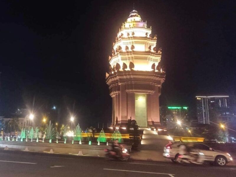 Phnom Penh Tour by Tuk Tuk - Included Amenities